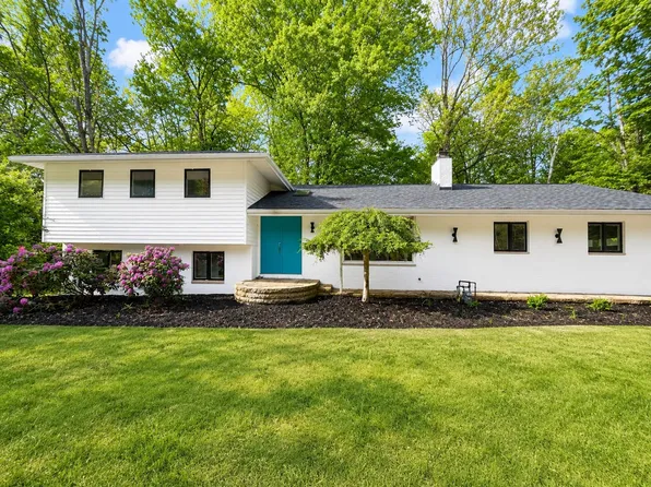 3866 Woodthrush Rd, Akron, OH 44333