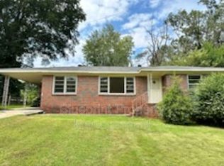 9836 Red Cliff Rd, Birmingham, AL 35215