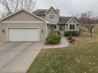 6478 Beckman Ave, Inver Grove Heights, MN 55077