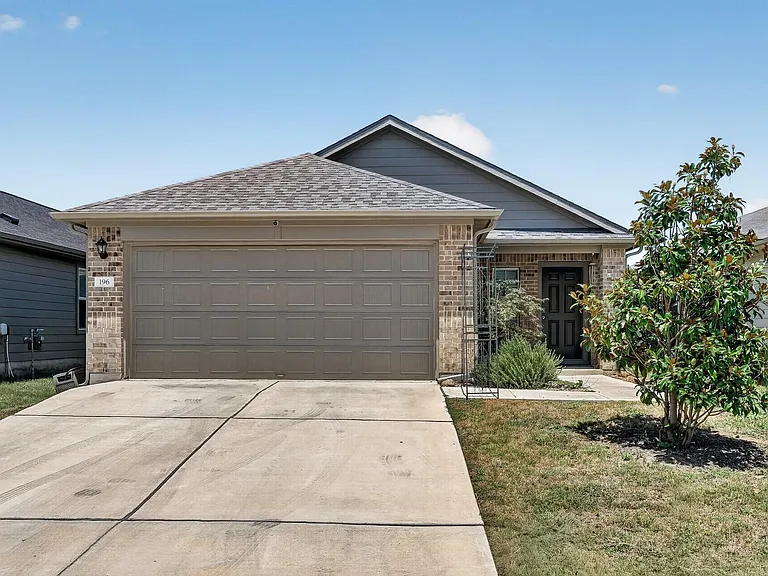 196 Harvest Creek Dr — Photo 1
