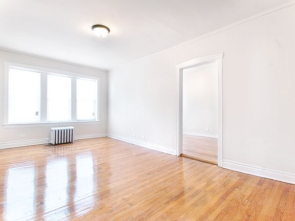 4th image of 4202 N Kimball Ave APT 2E