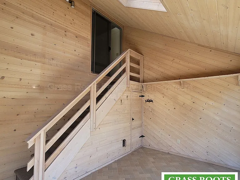 18212 Hummingbird Dr — Photo 6