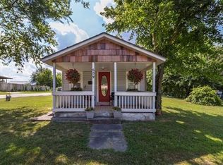 609 2nd Ave SE, Gravette, AR 72736
