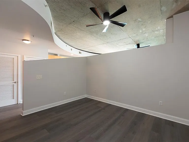 400 W Peachtree St NW #2310 — Photo 10