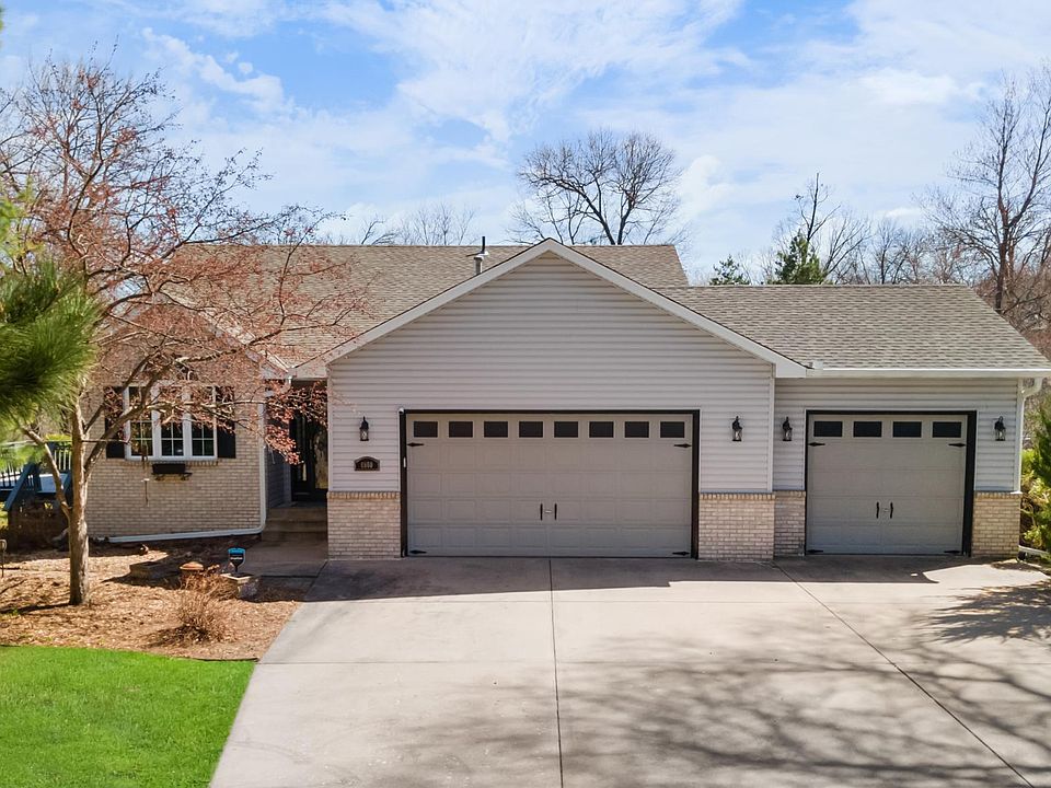 1st image of 6860 231st Ln NE