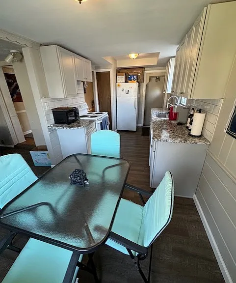 4073 Wyncote Rd — Photo 6