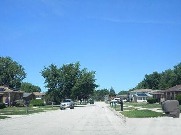 4th image of 18156 Ravisloe Ter