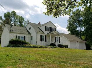 744 Carley Brook Rd, Honesdale, PA 18431