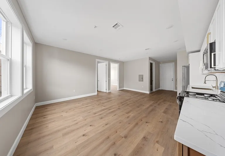 17 Wickham St #203 — Photo 2