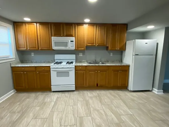 1308 E Monument St, Baltimore, MD 21205