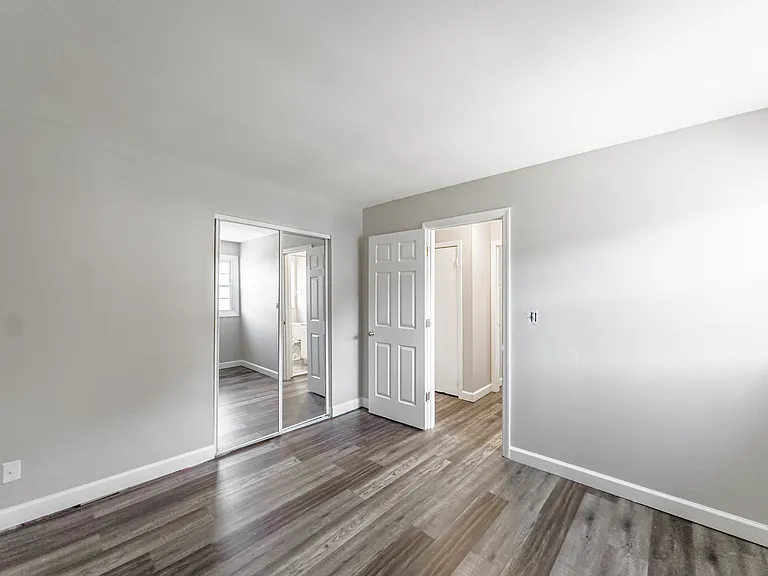 Brick Estates Apartment Homes — Photo 11