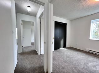 7825 NE Sandy Blvd APT 9, Portland, OR 97213