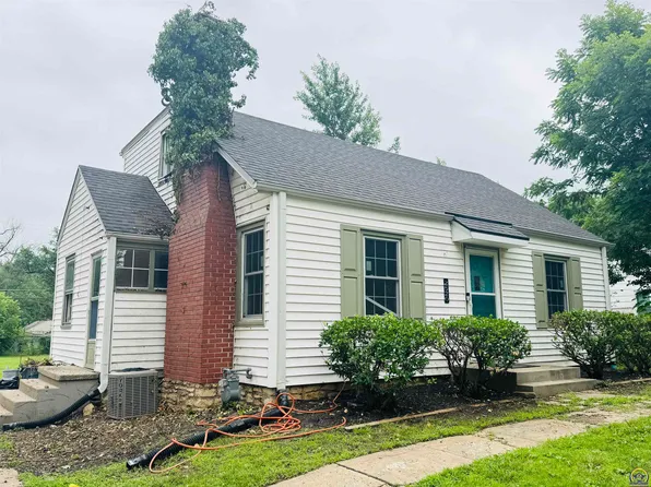 2520 SE Michigan Ave, Topeka, KS 66605