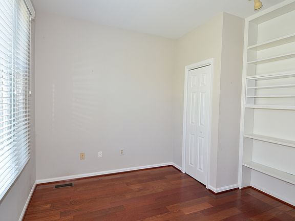 2nd image of 12576 Cricket Ln