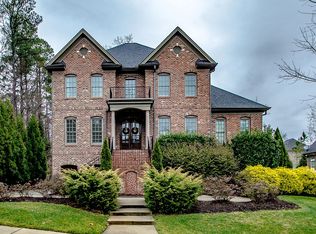 7303 Pats Branch Dr, Raleigh, NC 27612