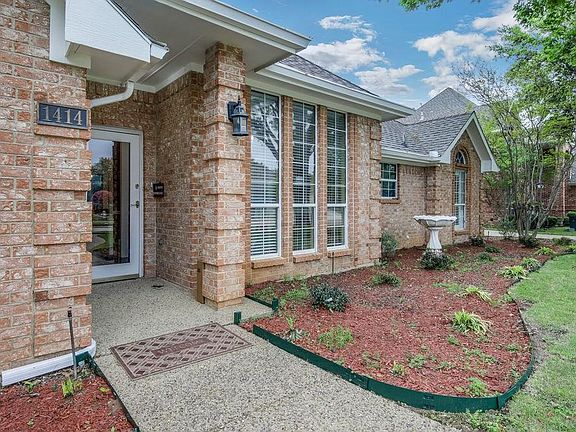 4th image of 1414 Hidden Oaks Cir