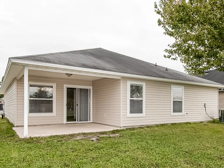 12099 Hayden Lakes Cir — Photo 14