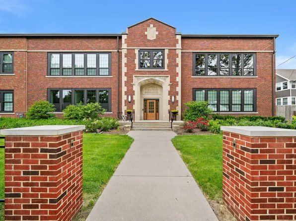 415 Stanton Ave Unit 213, Ames, IA 50014