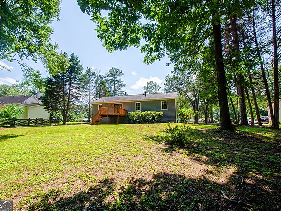 4th image of 2317 Verner Rd