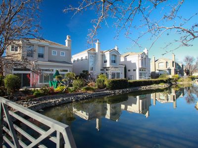 808 Corriente Point Dr, Redwood City, CA, 94065