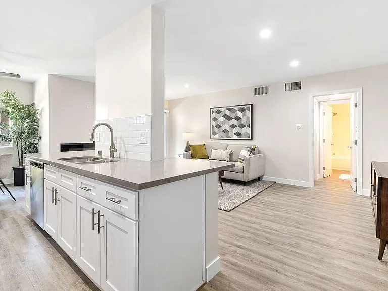 Brookside Terrace Apartments — Photo 23