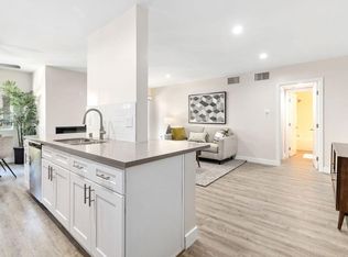 17200 Burbank Blvd #231, Encino, CA 91316