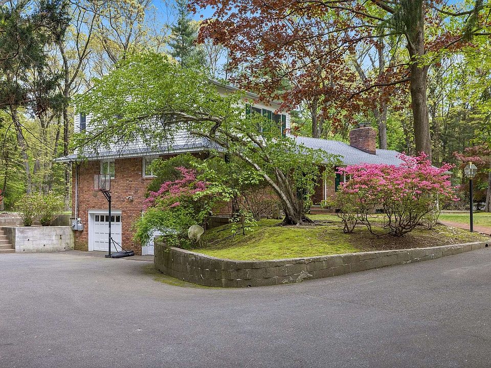 16 Forrest Dr, Lloyd Harbor, NY 11743 MLS 3475693 Zillow