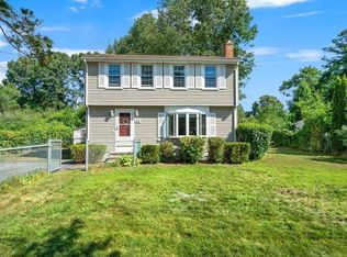 29 Oneida St, Methuen, MA 01844