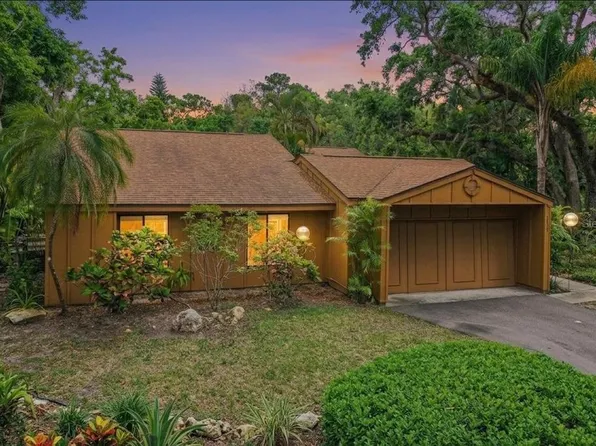 2411 Pheasant Ln, Bradenton, FL 34209