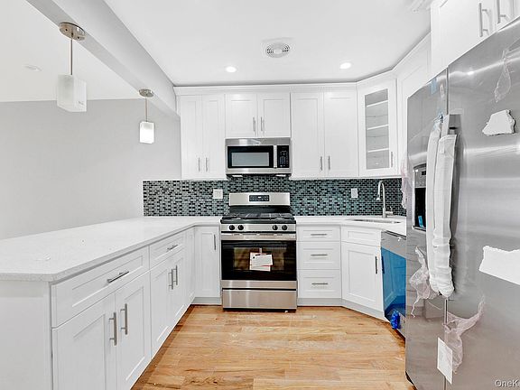 3rd image of 15321 134th Avenue