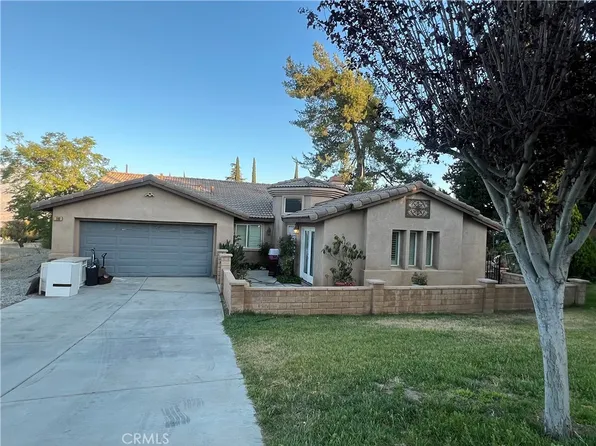 280 Summit Dr, Banning, CA 92220
