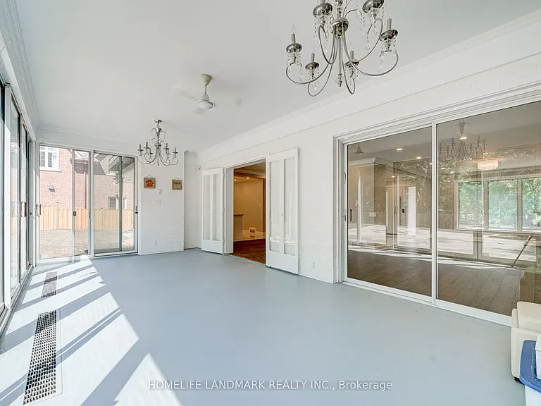 7 Knightswood Rd — Photo 12