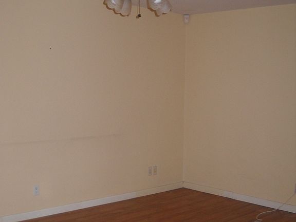 4th image of 12825 N 30th Dr
