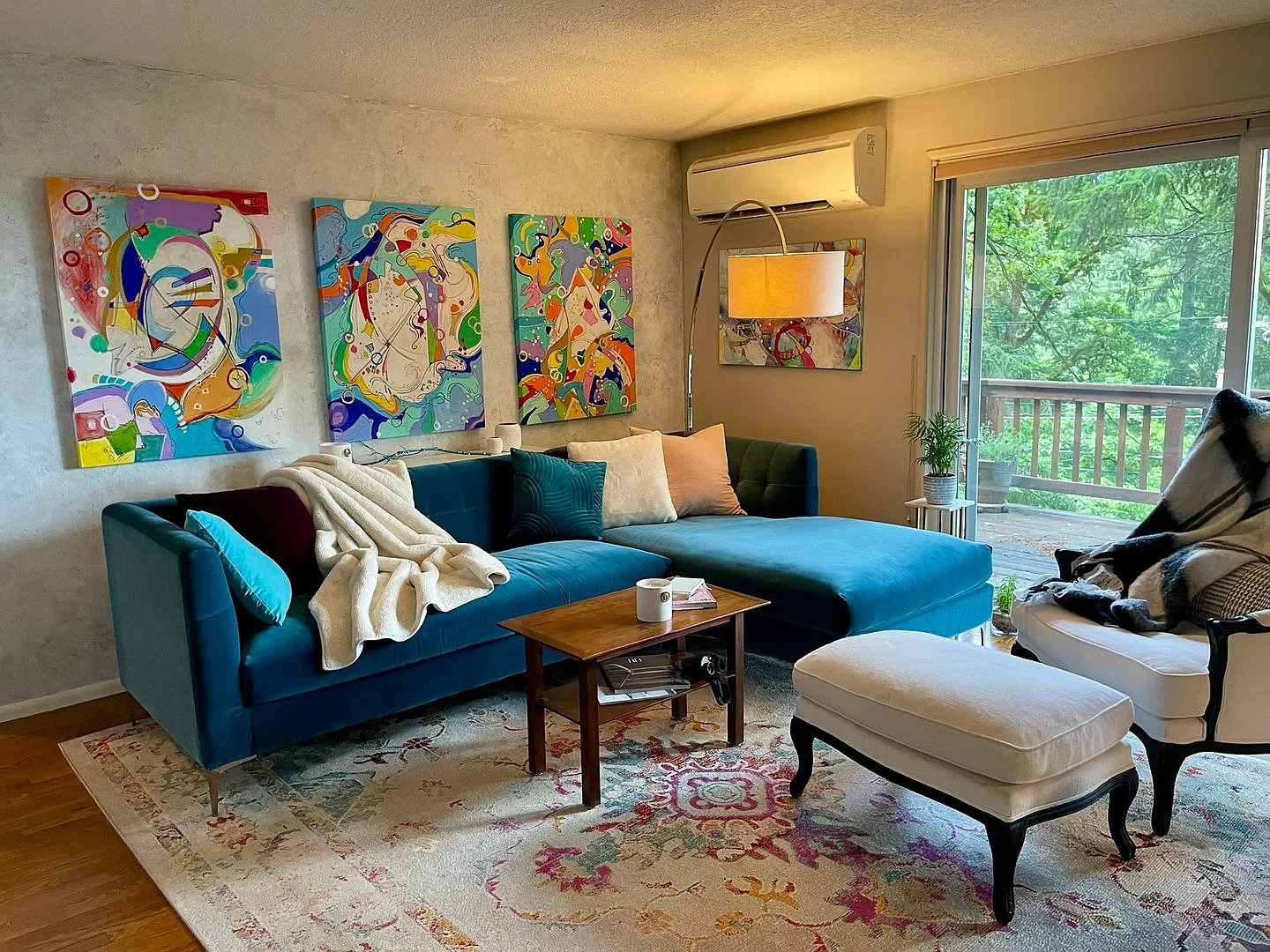 Charming 2 bed 1 bath — Photo 1