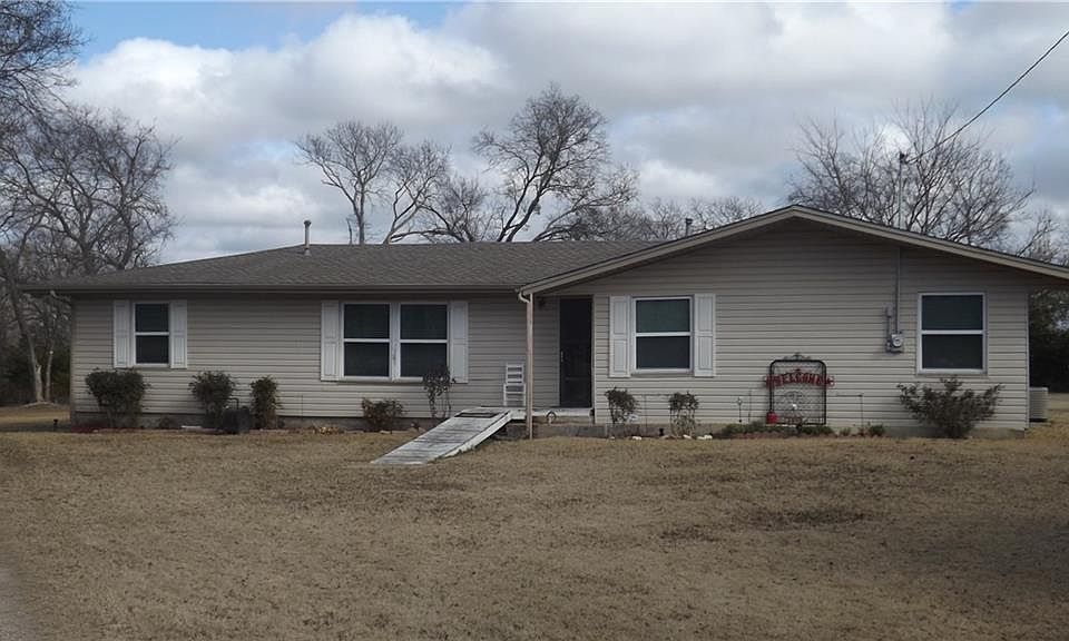 1st image of 144 Church Cir