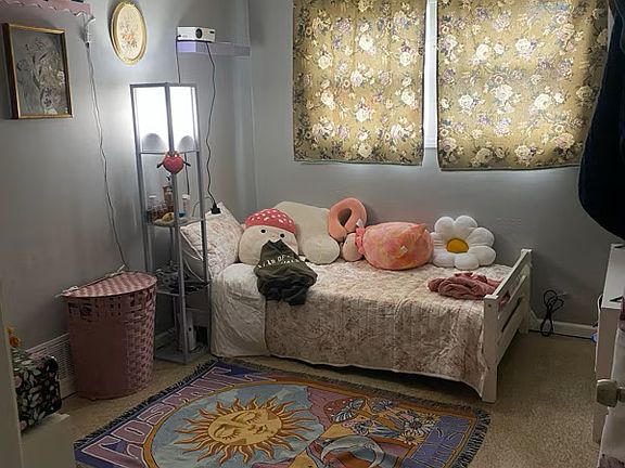 5th image of 583 Clinton St #1