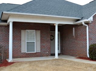 812 N Uniroyal Rd, Opelika, AL 36804