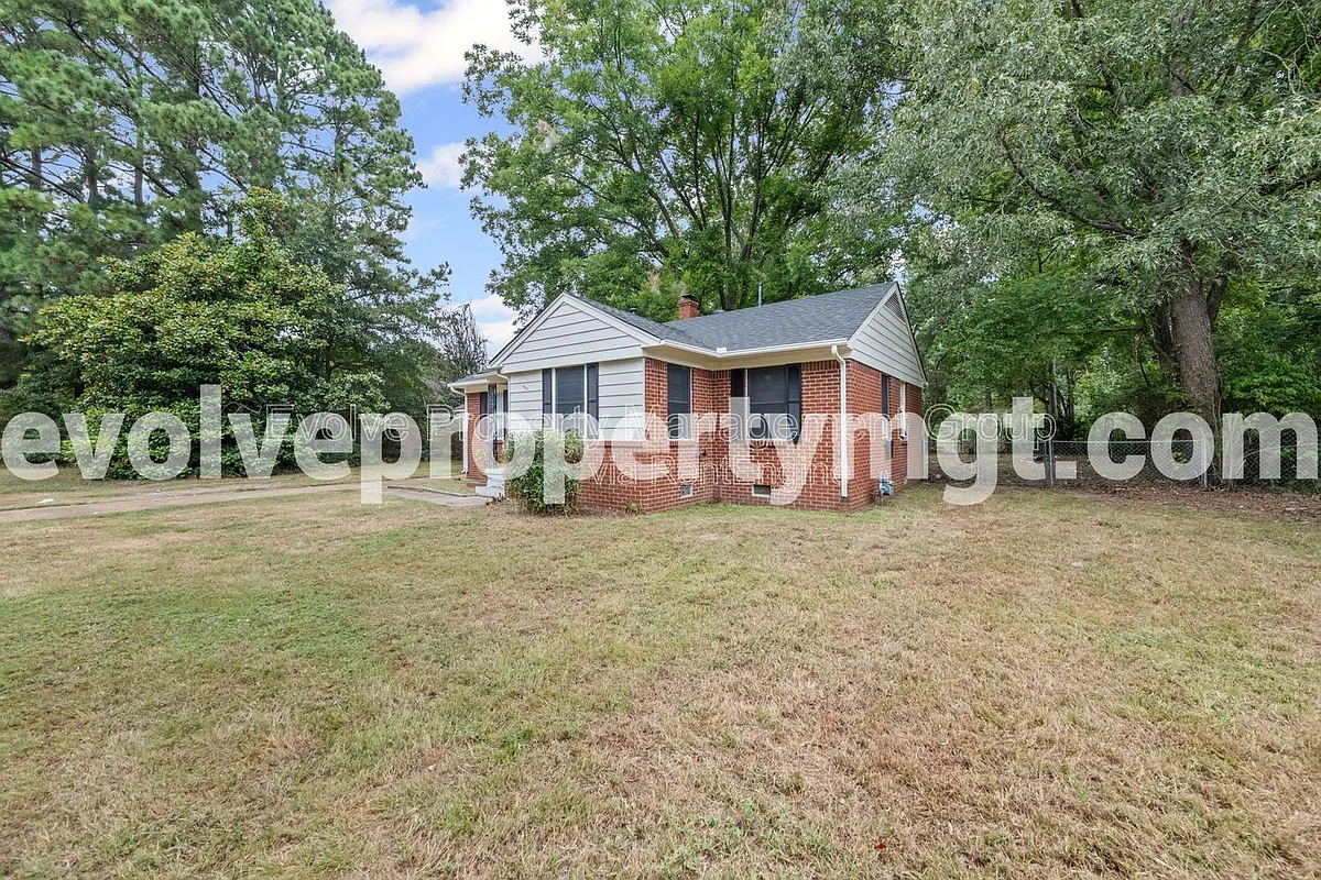 Building Photo - 7702 Marvin Rd
