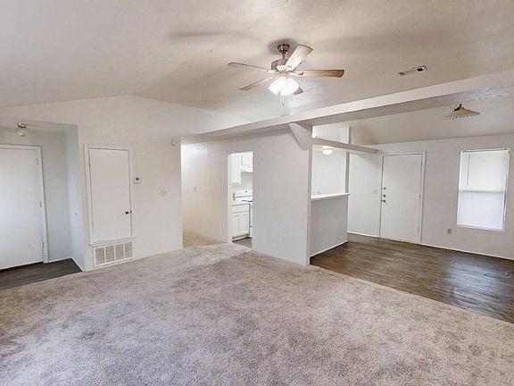 4th image of 3054 Carroll Dr