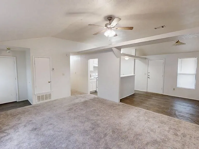 3054 Carroll Dr — Photo 4