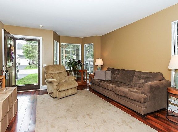 3rd image of 12 Marion Ln #12