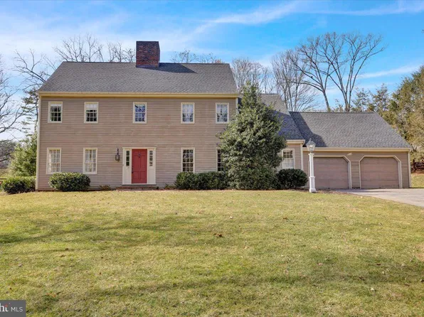 15 Cardinal Pl, Wyomissing, PA 19610