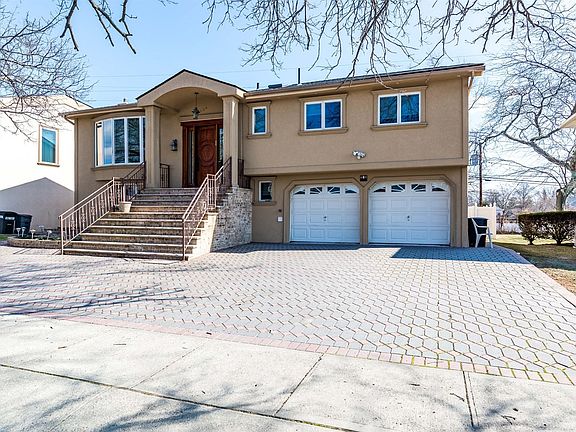3rd image of 639 Golf Dr