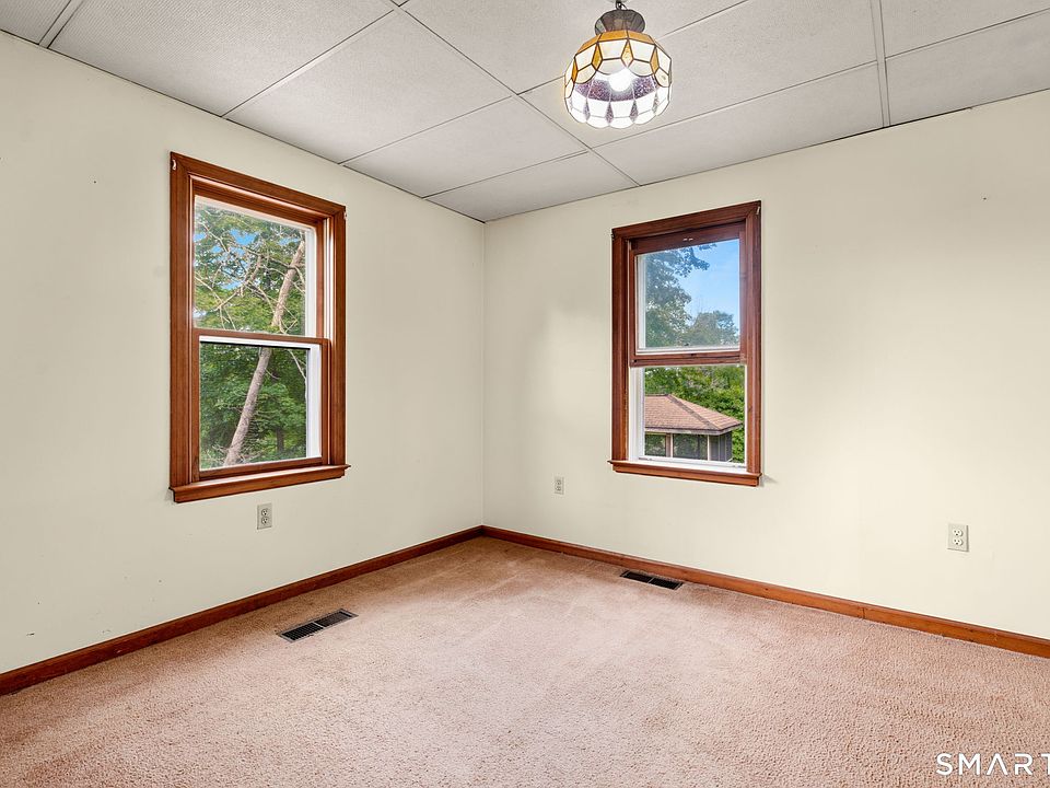 25th image of 185 Hampden Road