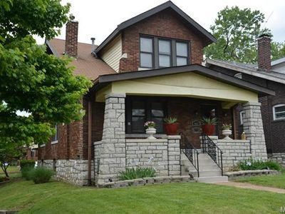 6027 S Grand Blvd, Saint Louis, MO, 63111