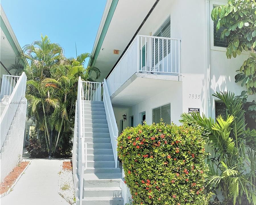 1st image of 7935 Carlyle Ave #7