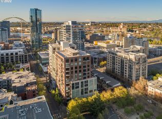 922 NW 11th Ave APT 1007, Portland, OR 97209