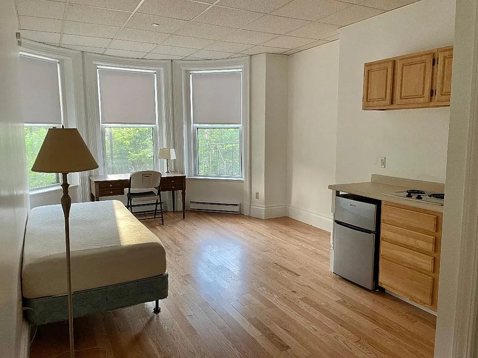 852 Beacon St #7