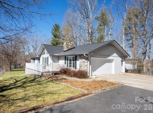 30 Morning Glory Ln, Weaverville, NC 28787