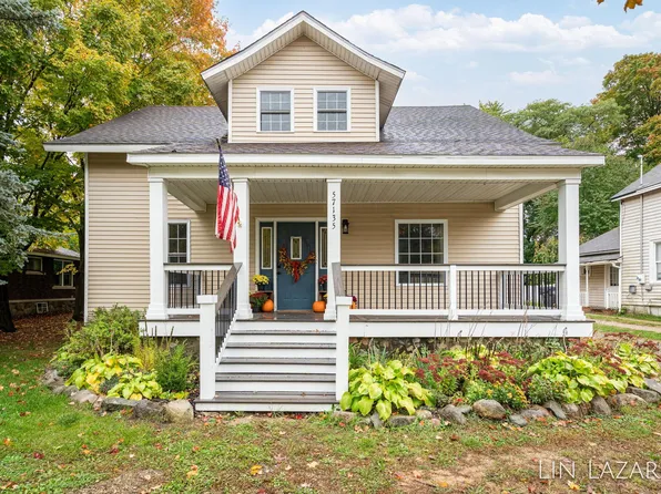 57135 S Main St, Mattawan, MI 49071